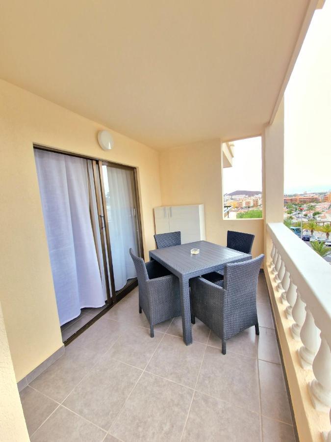 Rhea Calista Apartament Los Cristianos  Ngoại thất bức ảnh
